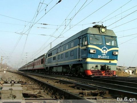 東風4C(DF4C)型干線客貨兩用內燃機車